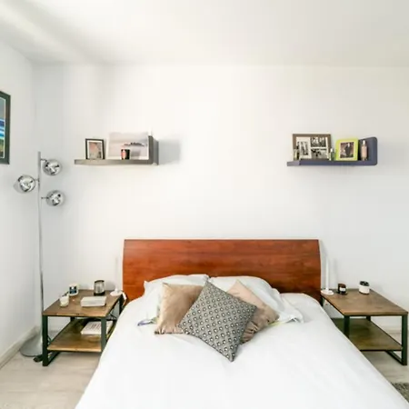 Nice Design Apt With Balcony In Bordeaux Apartment *