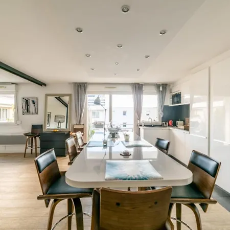 Apartment Nice Design Apt With Balcony In Bordeaux