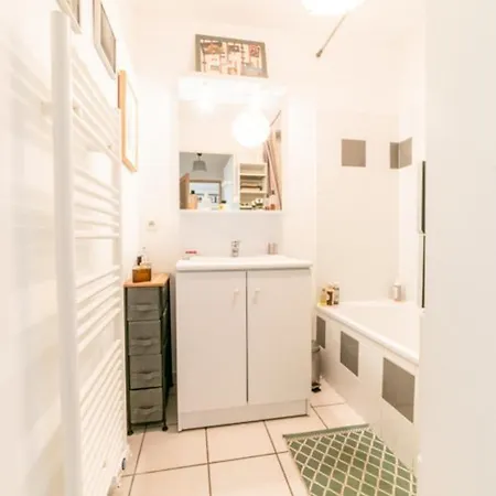 Nice Design Apt With Balcony In Bordeaux * Bordeaux