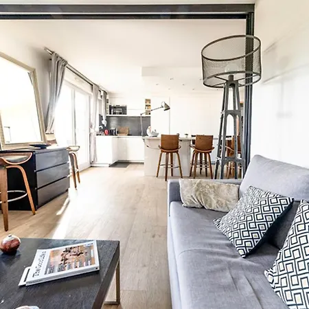 Nice Design Apt With Balcony In Bordeaux Apartment *
