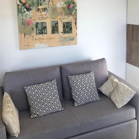 Nice Design Apt With Balcony In Bordeaux Apartment